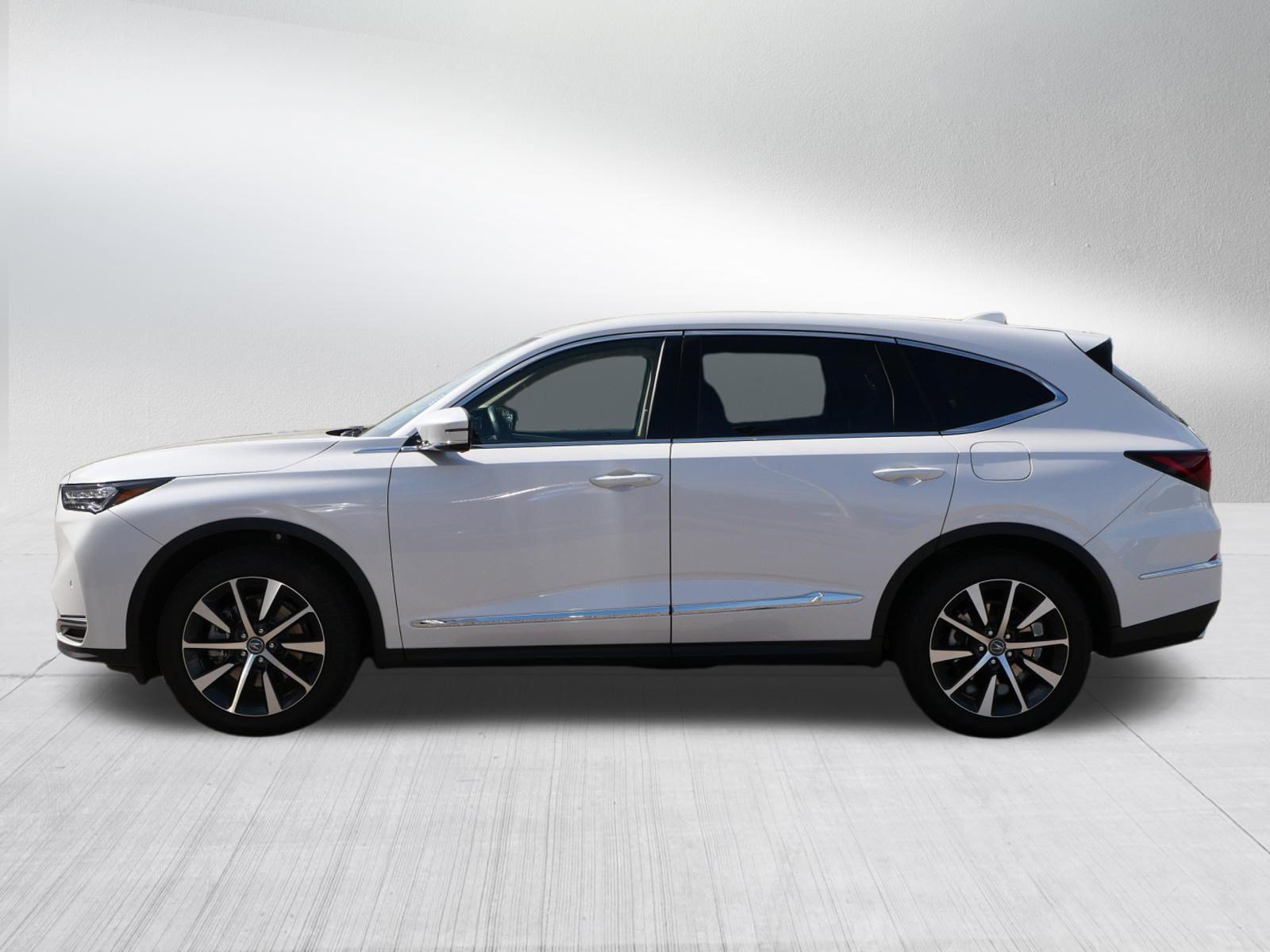 Certified 2026 Acura MDX w/ Technology Package AWD/4WD image 4