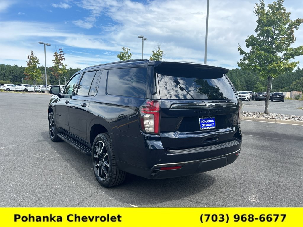 Used 2021 Chevrolet Suburban RST w/ Luxury Package AWD/4WD image 5