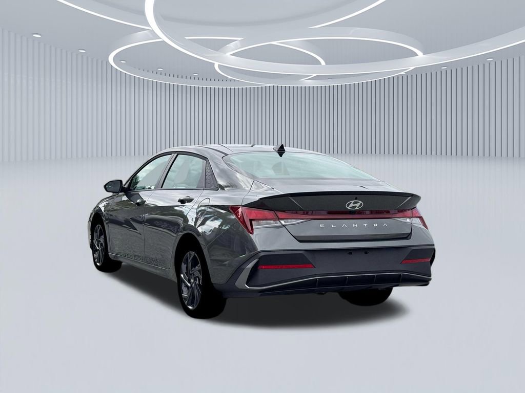 New 2026 Hyundai Elantra Sport FWD image 5