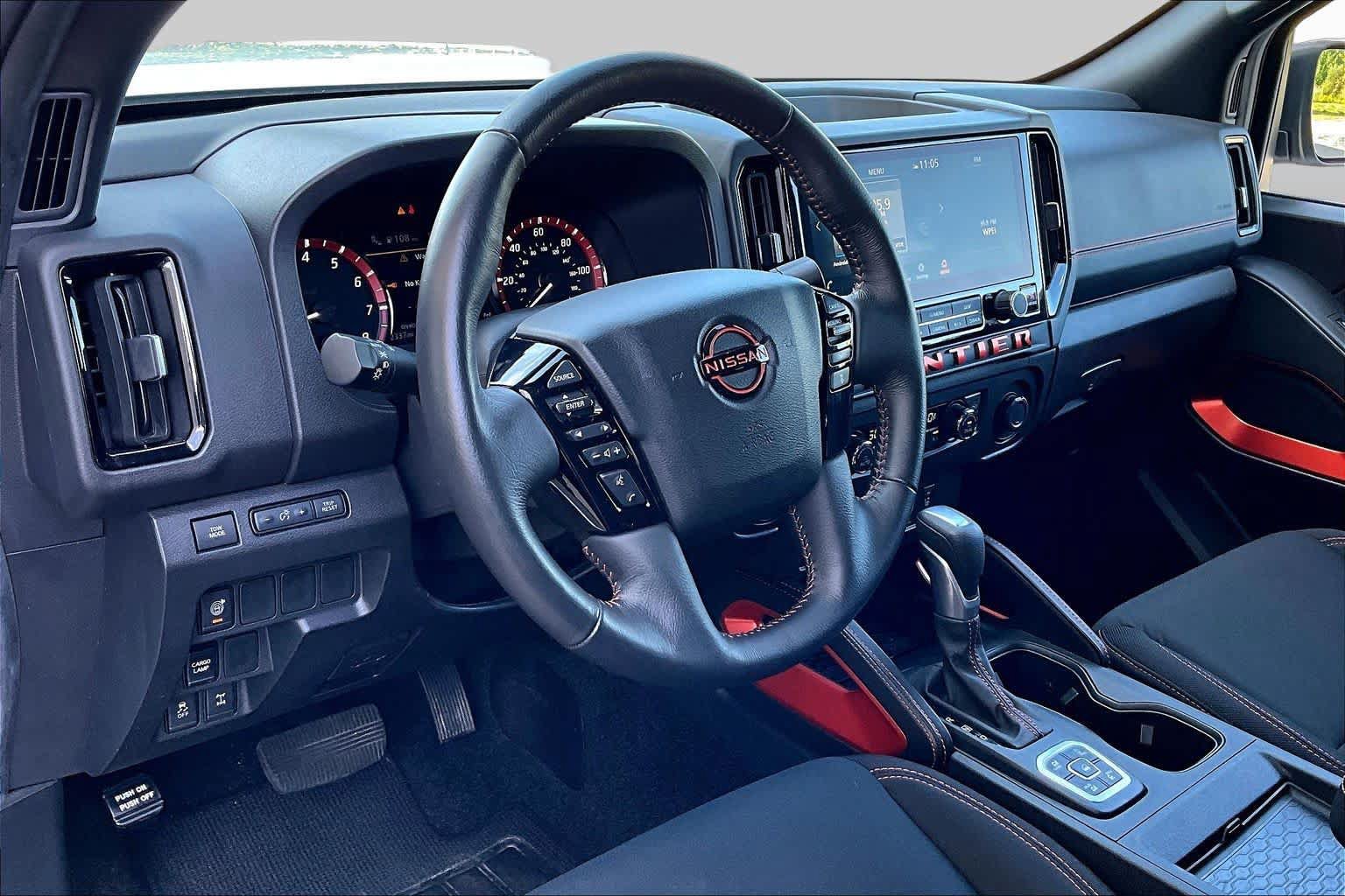 Used 2026 Nissan Frontier PRO-4X AWD/4WD image 18
