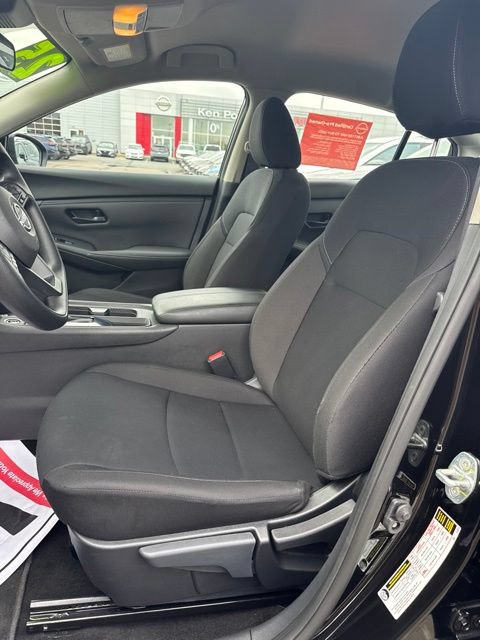 Certified 2025 Nissan Sentra S FWD image 9