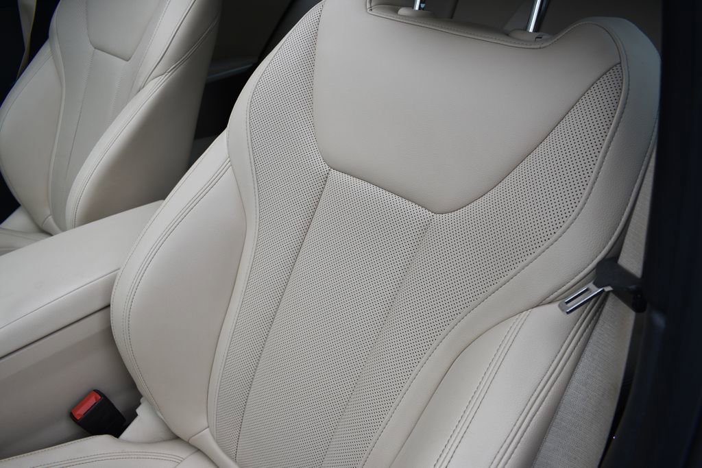 Used 2022 BMW 330e 330e iPerformance image 11