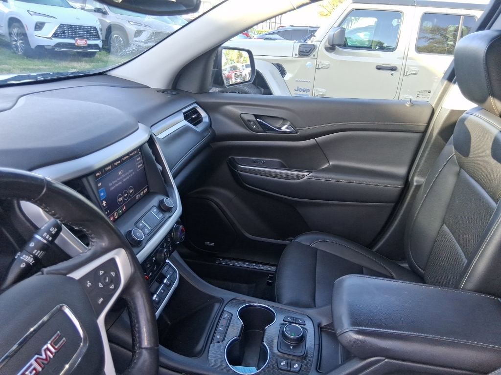 Used 2022 GMC Acadia SLT w/ Elevation Edition image 20