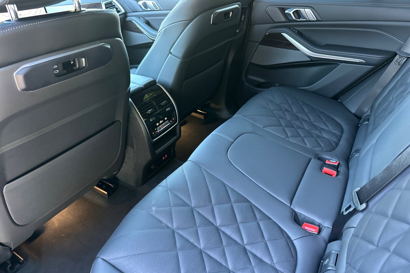 New 2026 BMW X5 xDrive40i AWD/4WD image 10