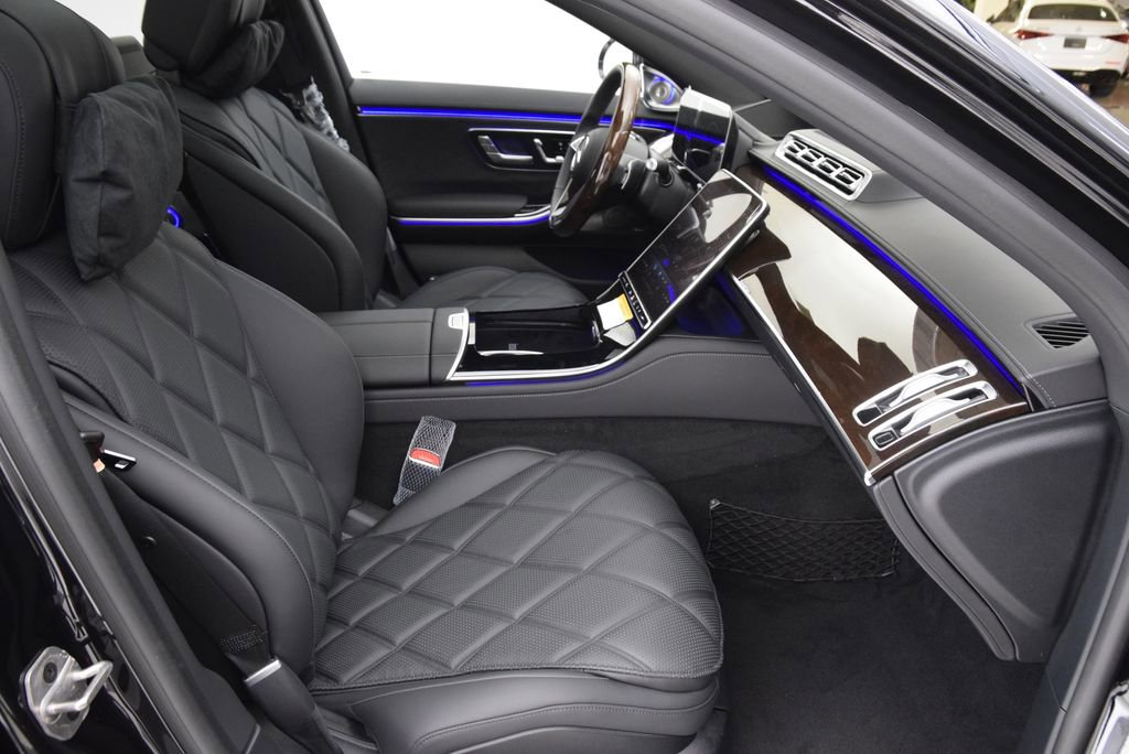 New 2026 Mercedes-Benz Maybach S 580 4MATIC image 16