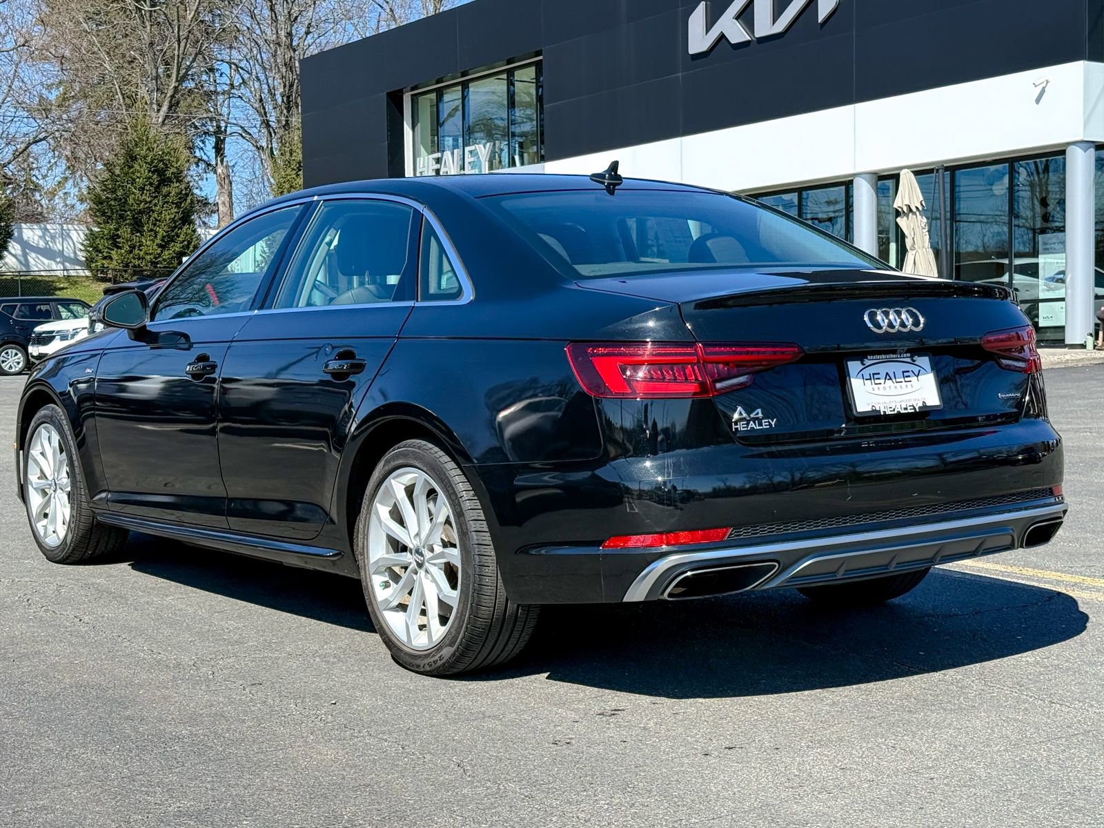 Used 2019 Audi A4 2.0T Premium w/ Convenience Package AWD/4WD image 6