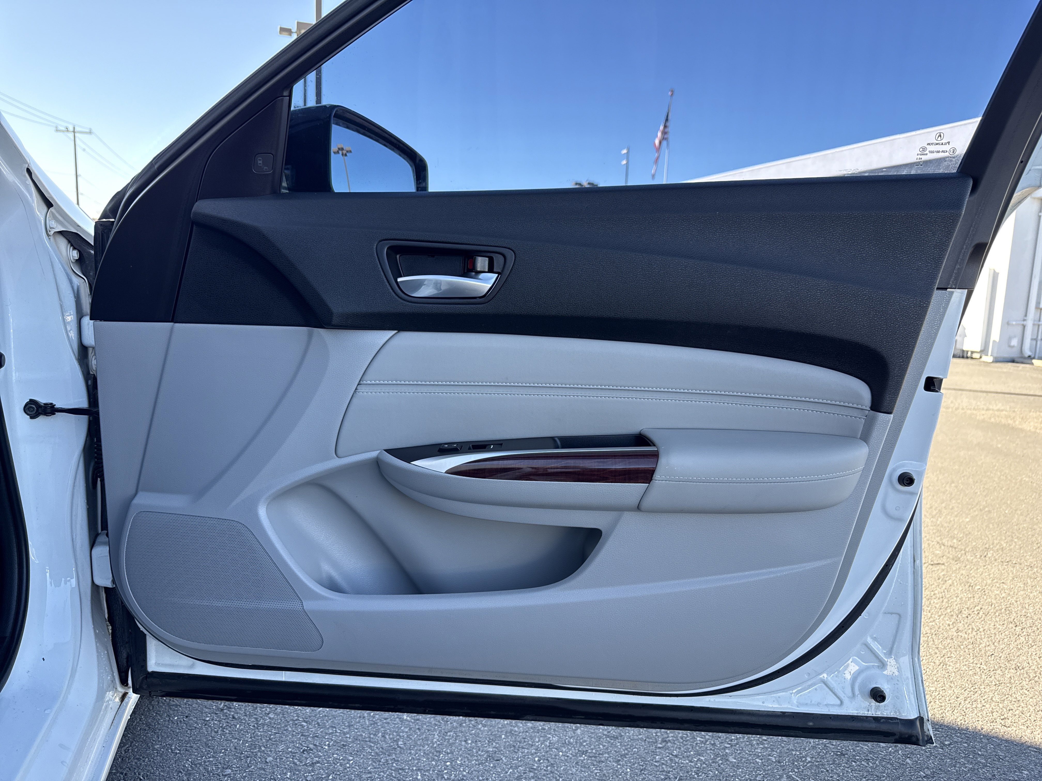 Used 2016 Acura TLX Tech image 30