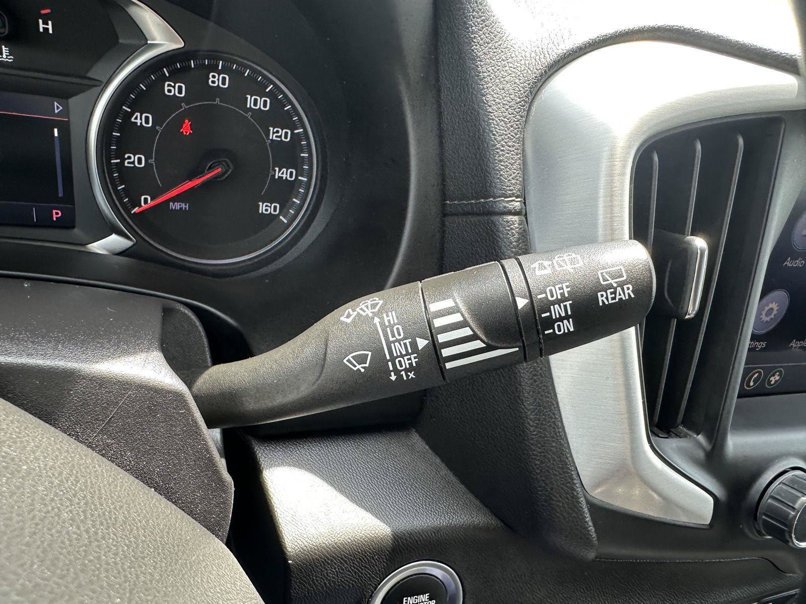 Used 2024 GMC Terrain SLT AWD/4WD image 27
