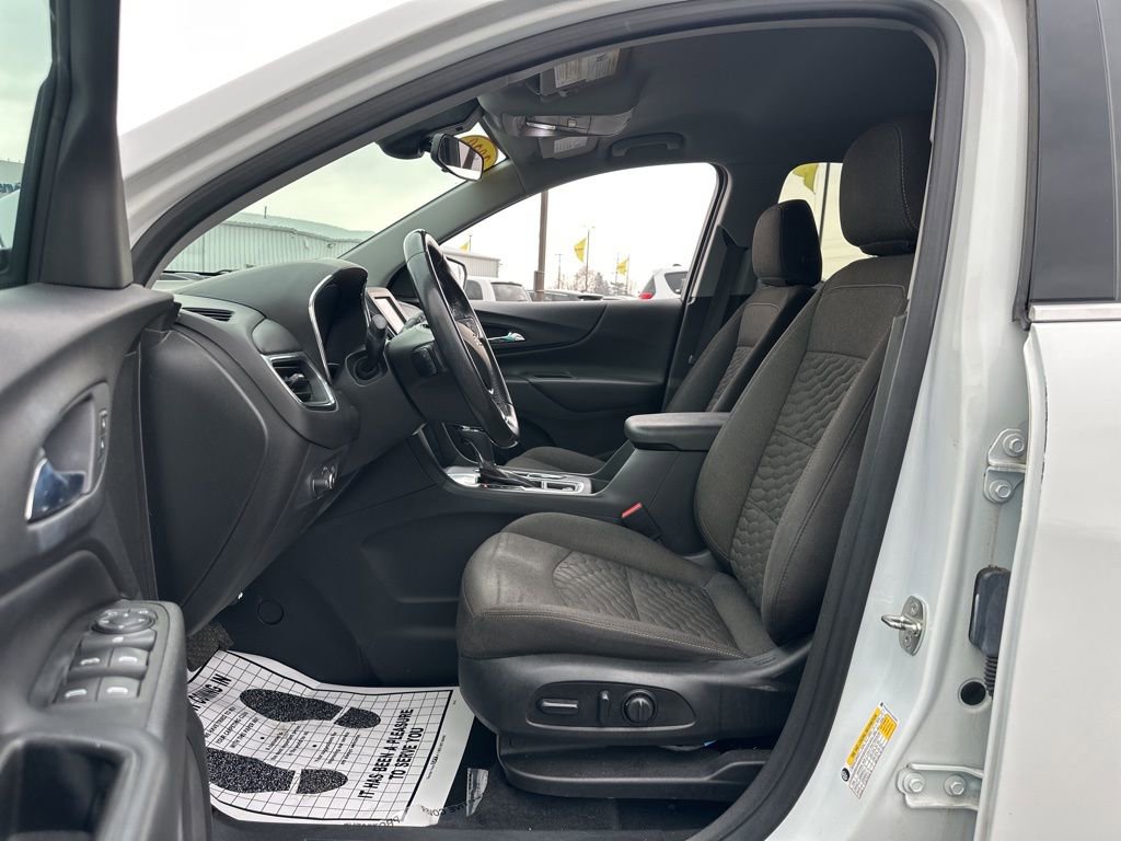 Used 2020 Chevrolet Equinox LT image 8