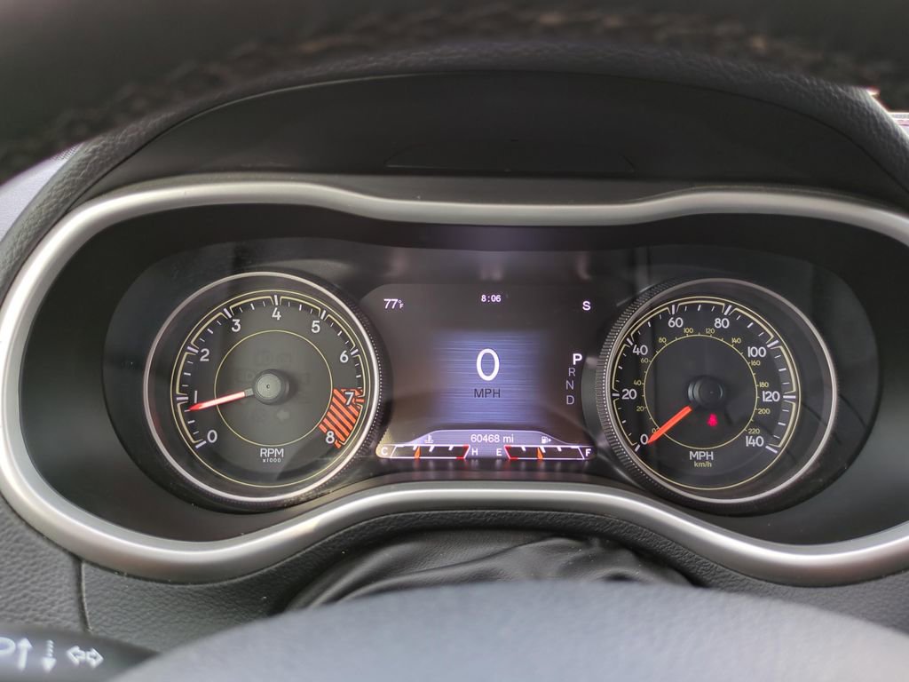 Used 2015 Jeep Cherokee Trailhawk w/ Comfort/Convenience Group AWD/4WD image 23