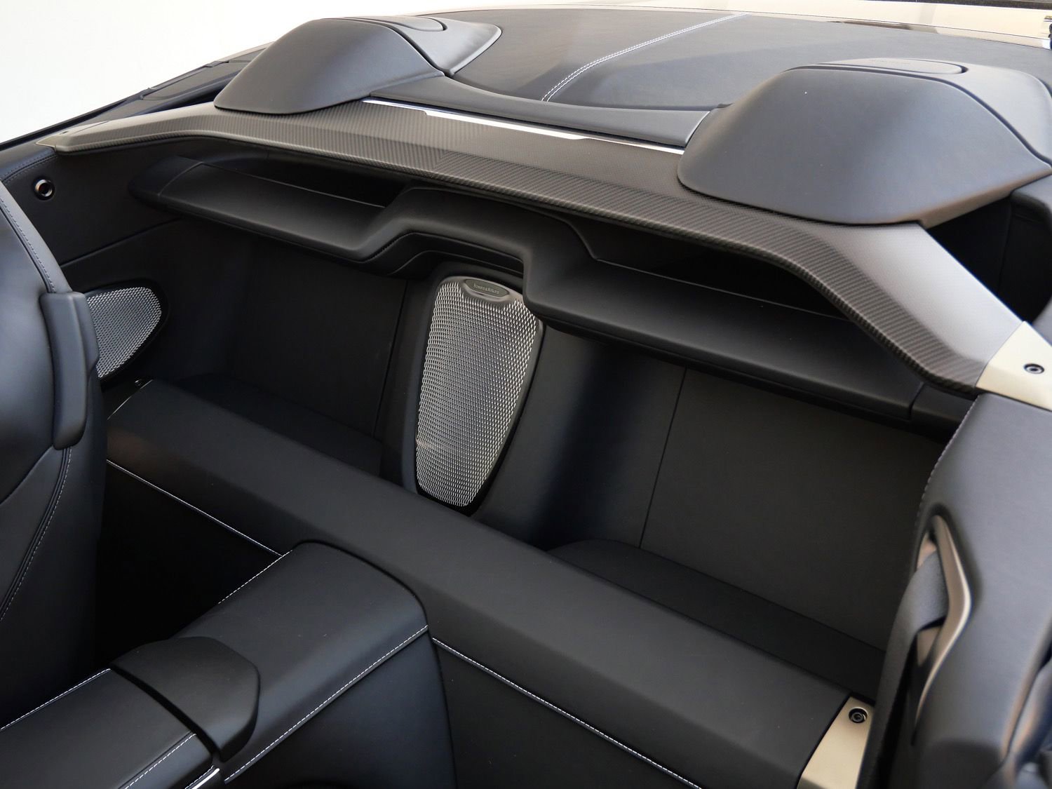 New 2026 Aston Martin Vanquish Convertible image 24