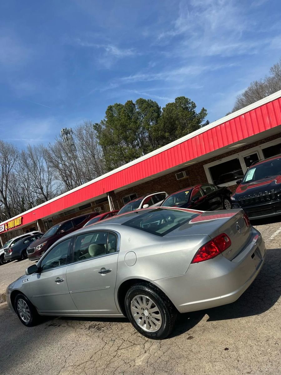 Used 2008 Buick Lucerne CX FWD image 2