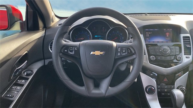 Used 2016 Chevrolet Cruze LT image 11