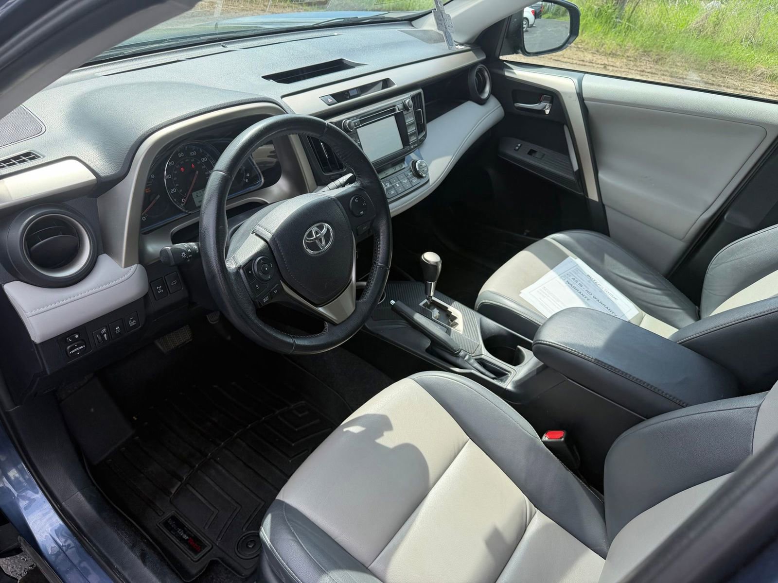 Used 2013 Toyota RAV4 Limited AWD/4WD image 12