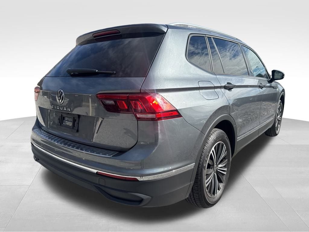 Used 2024 Volkswagen Tiguan Wolfsburg Edition image 8
