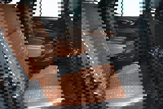 Used 2023 GMC Yukon Denali Ultimate image 19