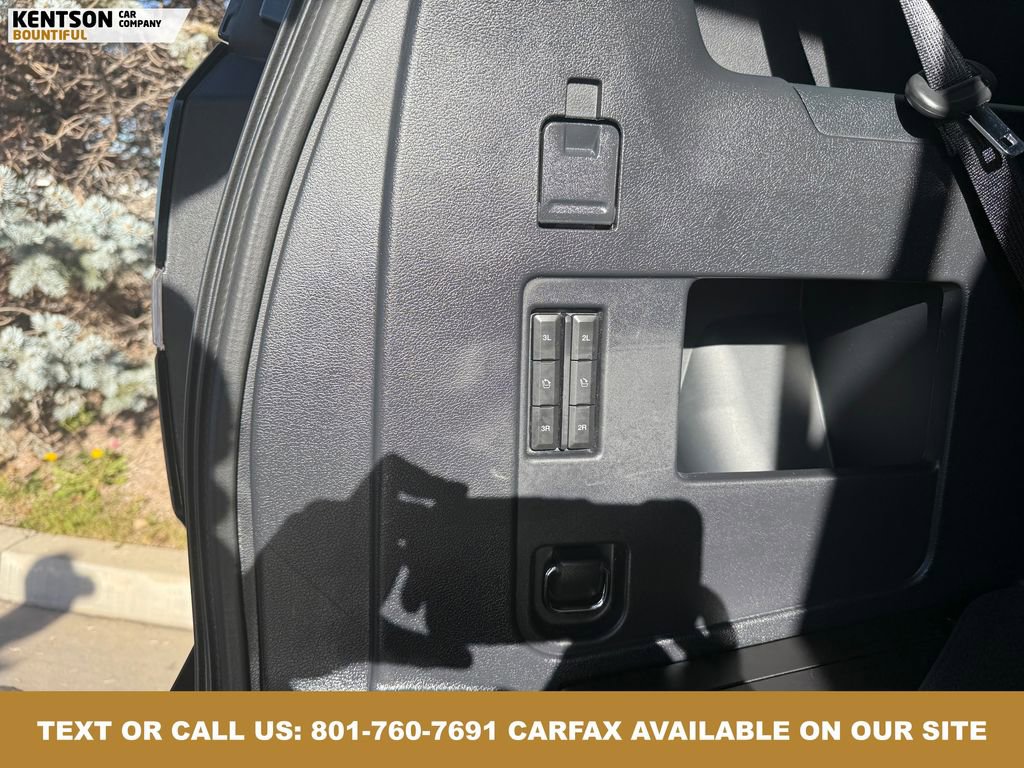 Used 2024 Ford Expedition Platinum image 44