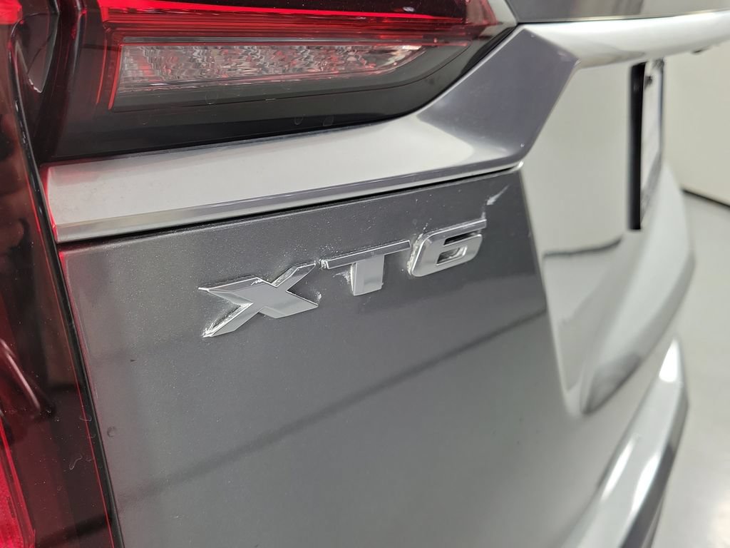 Certified 2023 Cadillac XT6 Premium Luxury w/ Platinum Package FWD image 5