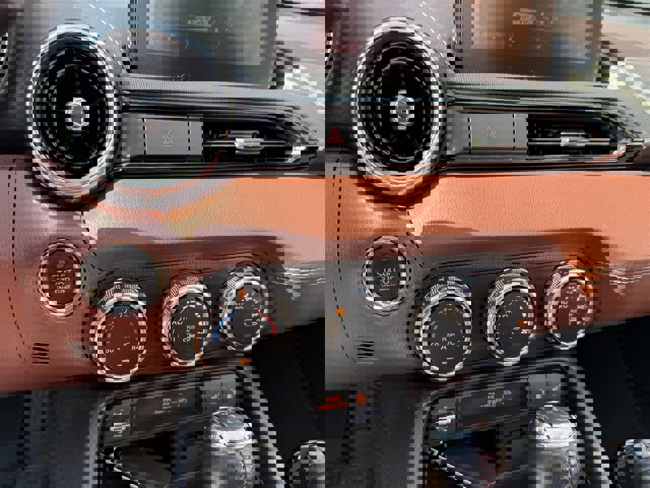 Used 2019 MAZDA MX-5 Miata RF Grand Touring image 22