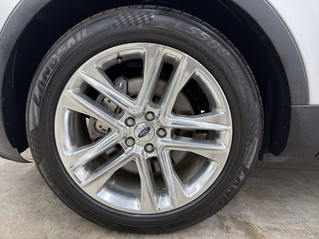 Used 2016 Ford Explorer Limited w/ Equipment Group 301A FWD image 18