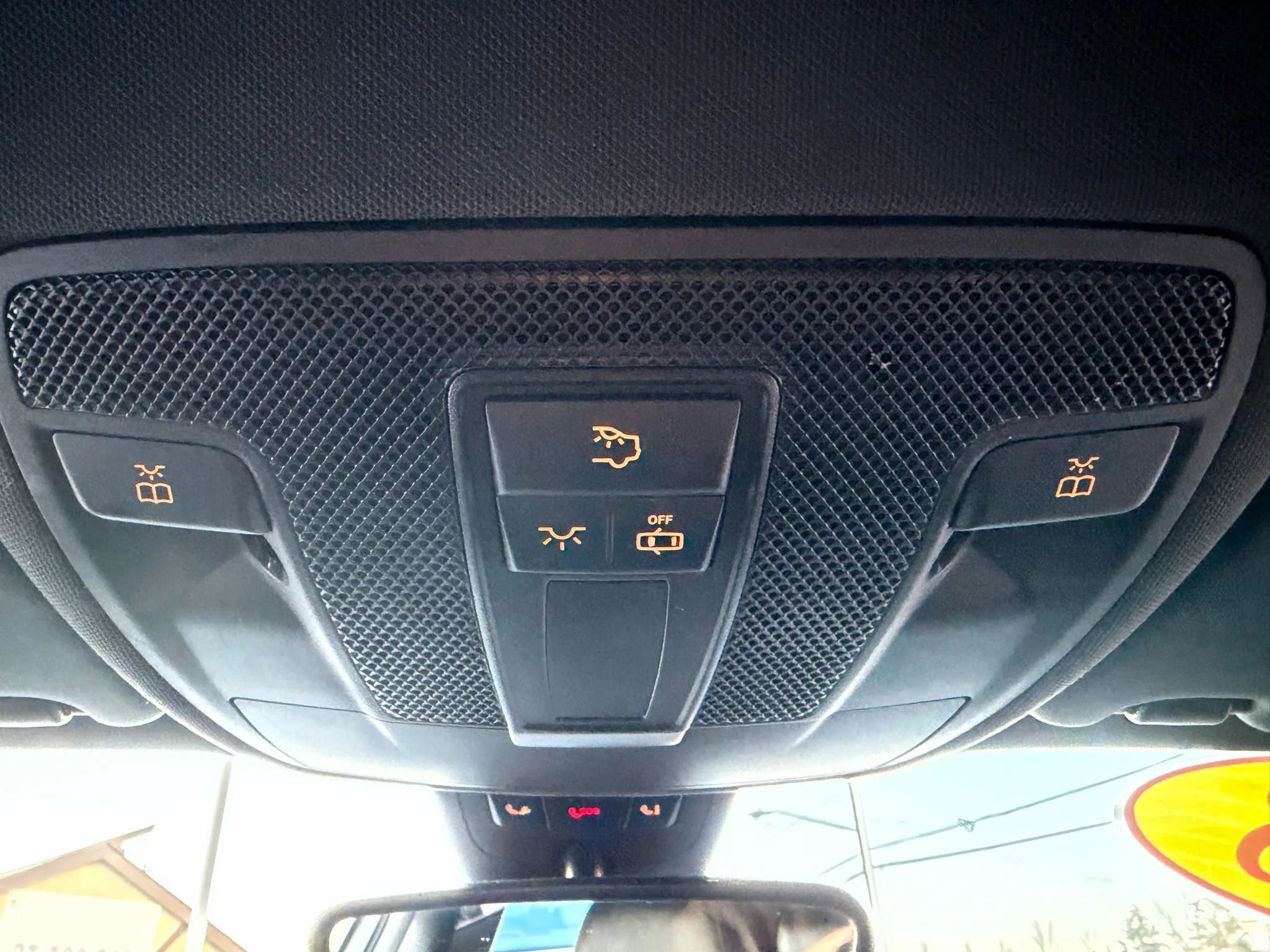 Used 2018 Mercedes-Benz GLA 250 4MATIC image 41