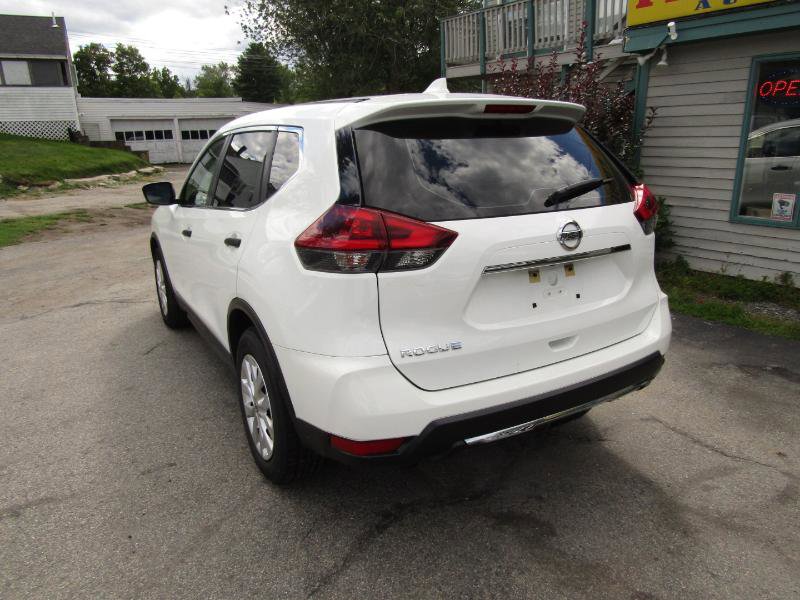 Used 2018 Nissan Rogue S image 35