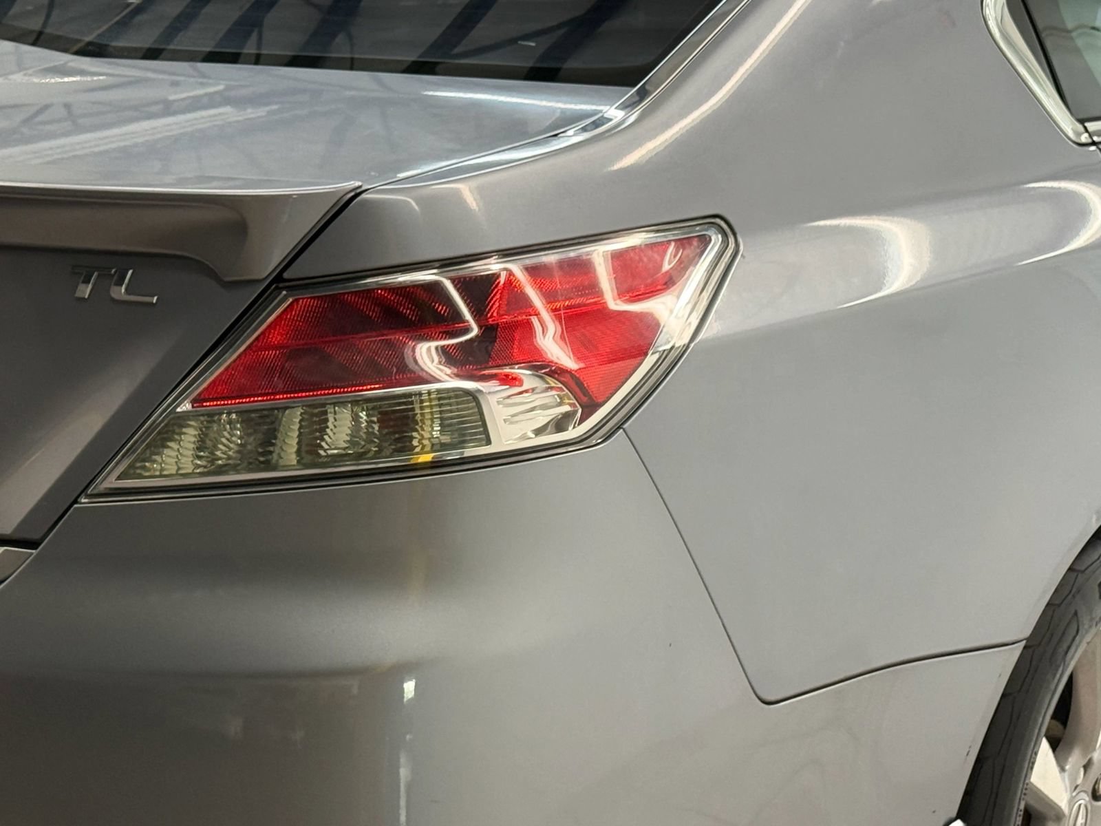 Used 2012 Acura TL w/ Technology Package FWD image 10