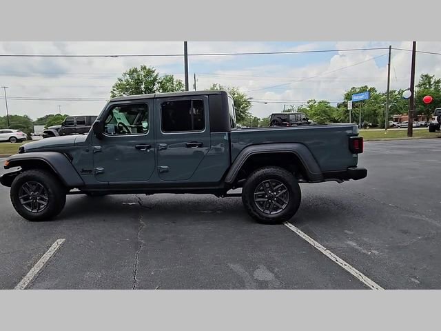 New 2025 Jeep Gladiator Sport image 26