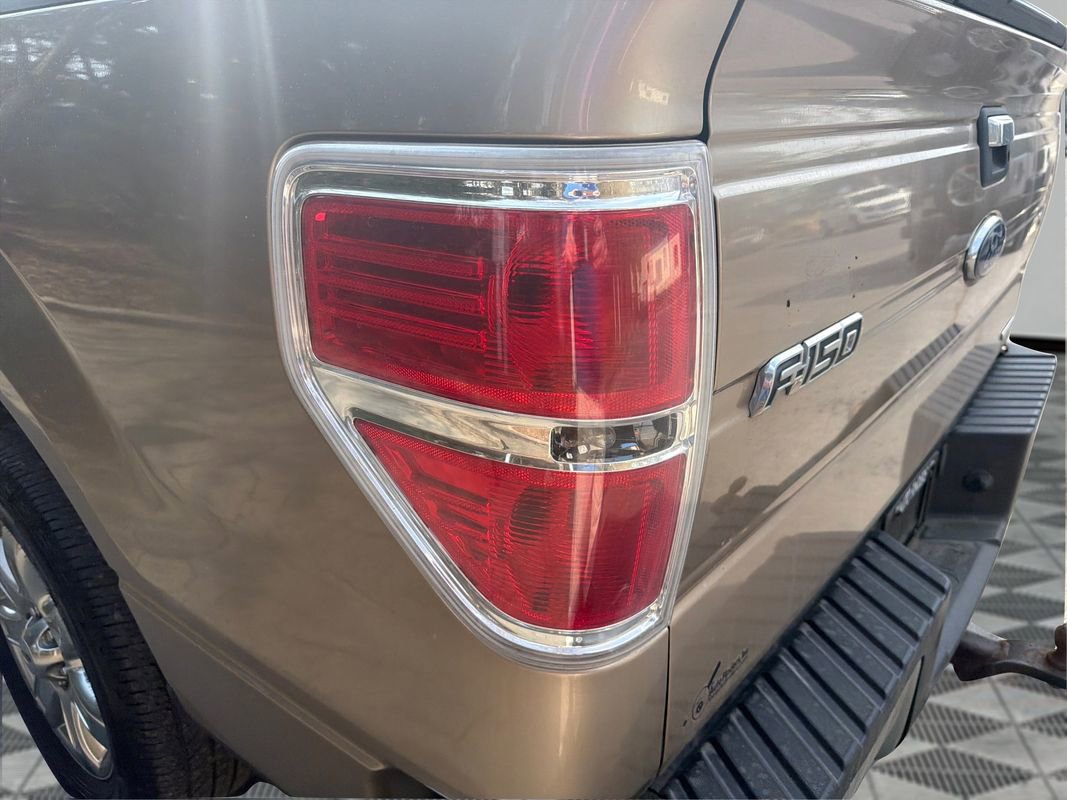 Used 2014 Ford F150 XLT w/ XLT Chrome Package image 37