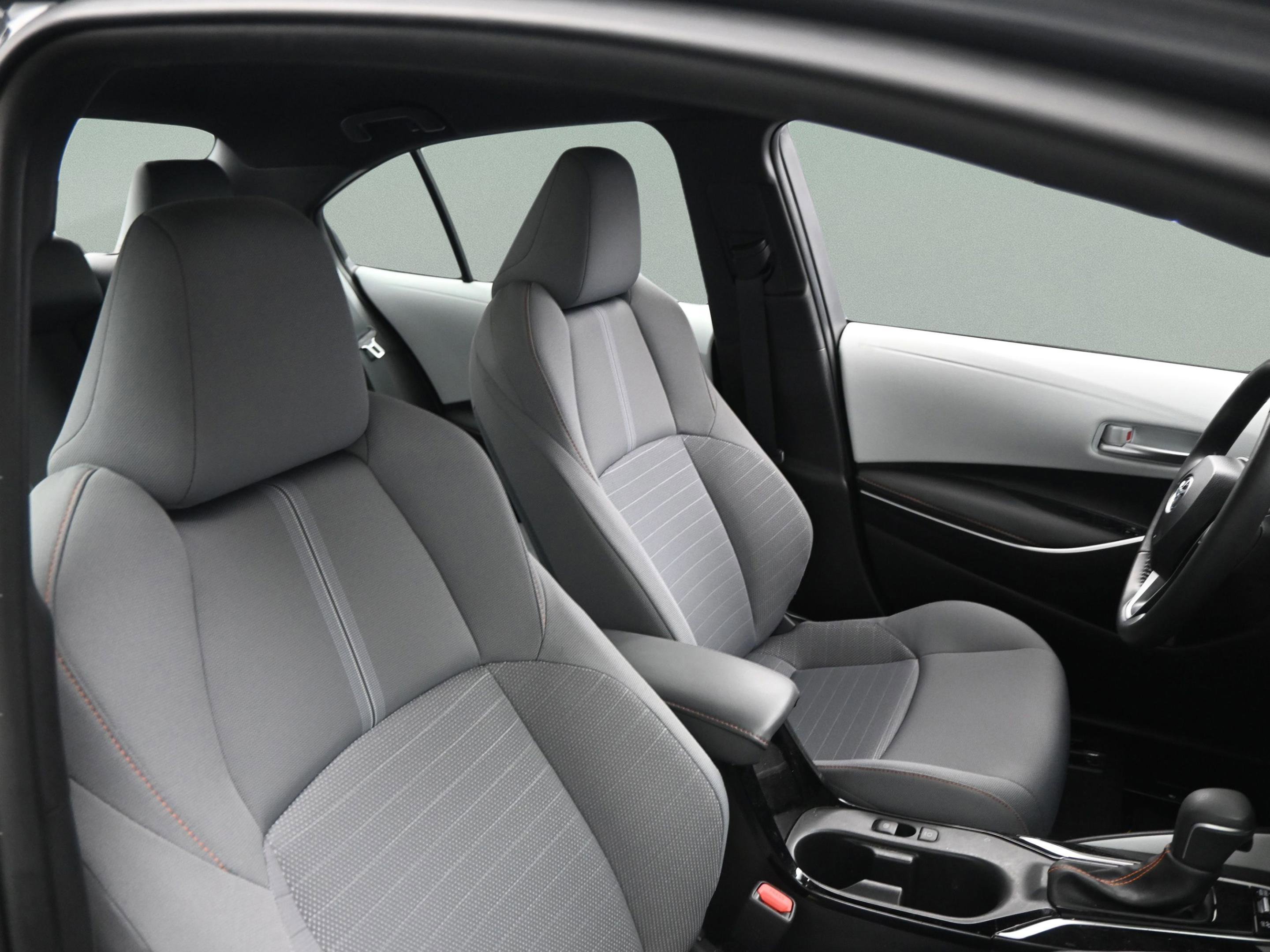 Used 2025 Toyota Corolla FX w/ Convenience Package image 36