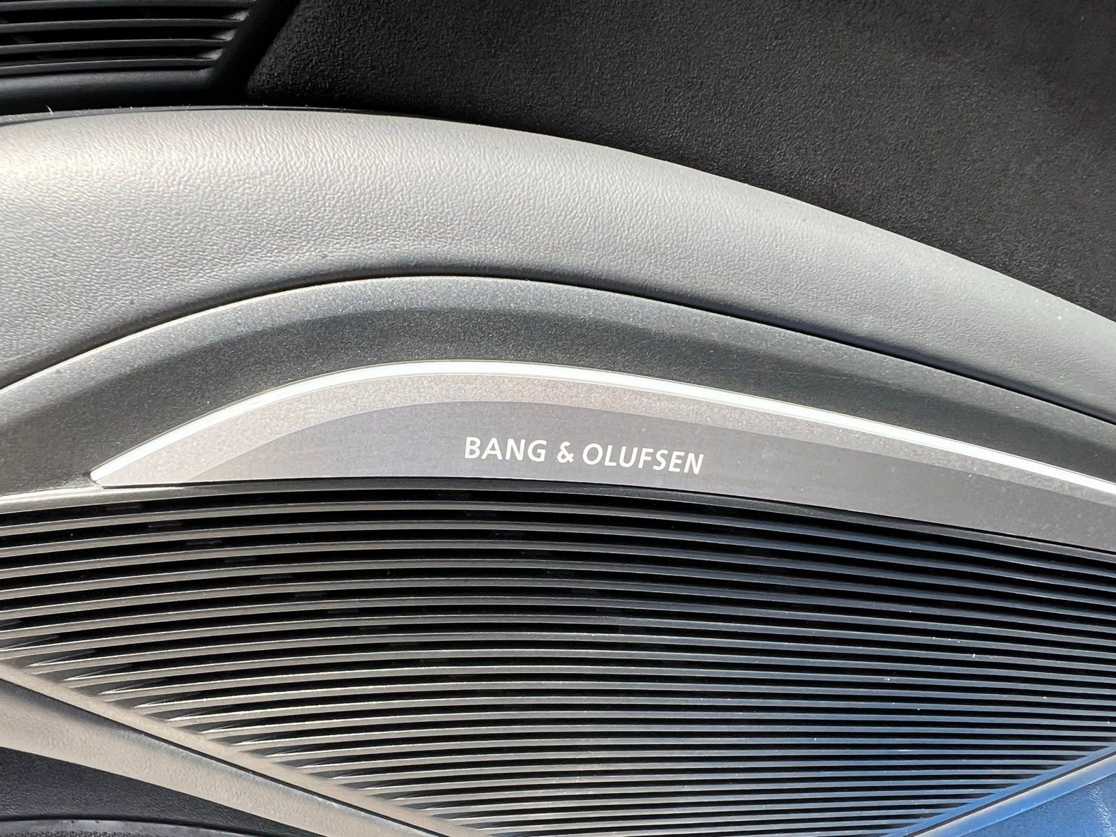 Used 2018 Audi TTS 2.0T Coupe w/ Technology Package image 32