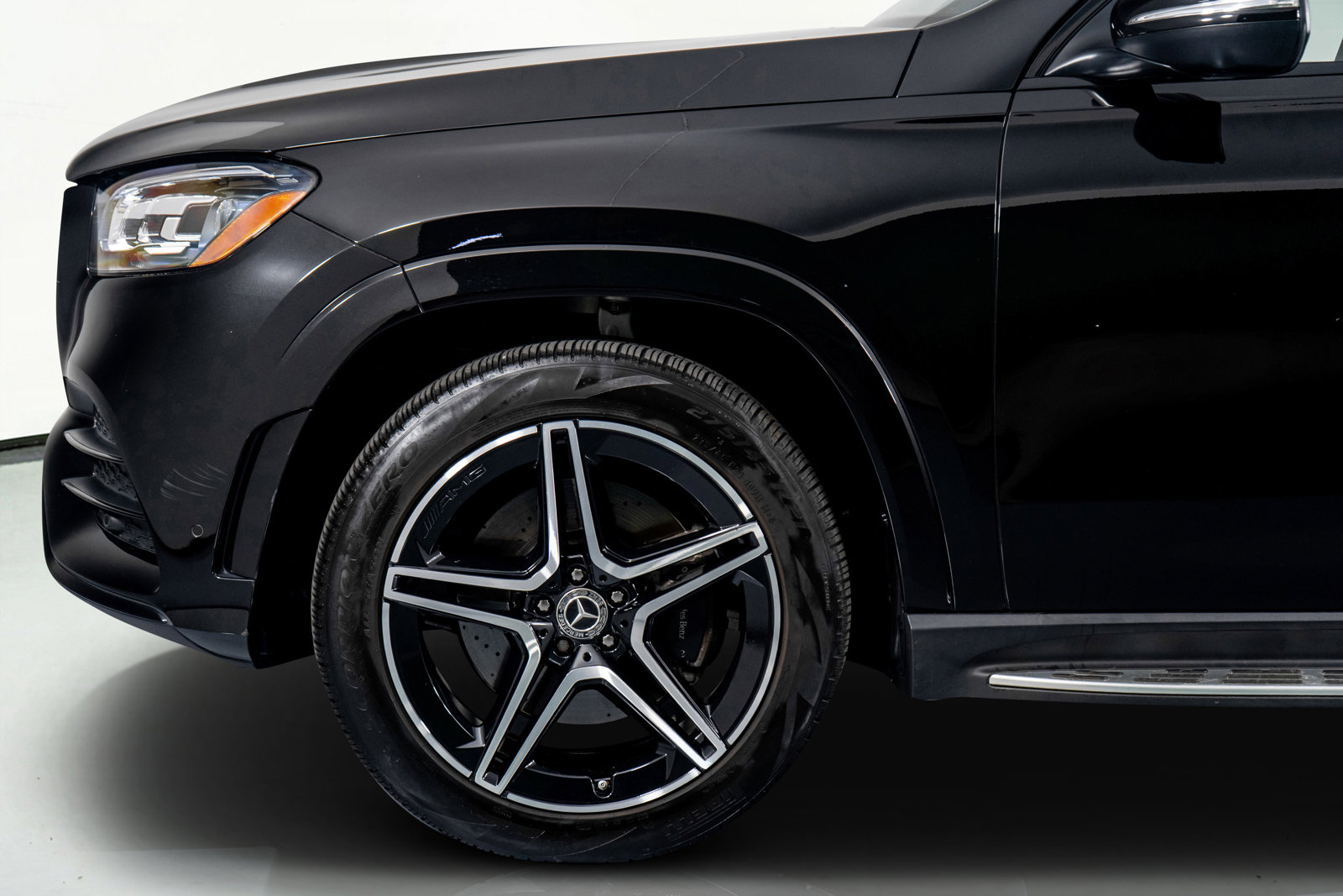 Used 2023 Mercedes-Benz GLS 580 4MATIC image 20