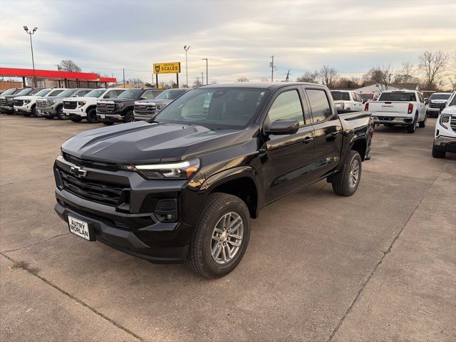 New 2026 Chevrolet Colorado LT w/ LT Convenience Package AWD/4WD image 2