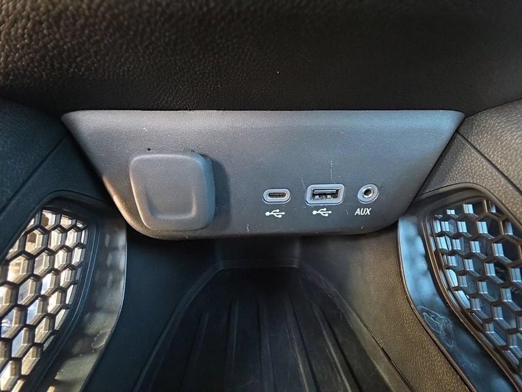Used 2023 Chevrolet TrailBlazer LT w/ Convenience Package AWD/4WD image 19