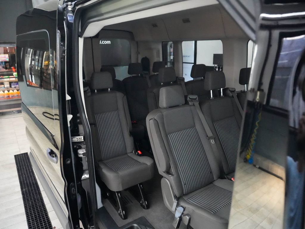 Used 2018 Ford Transit 350 XLT RWD image 29