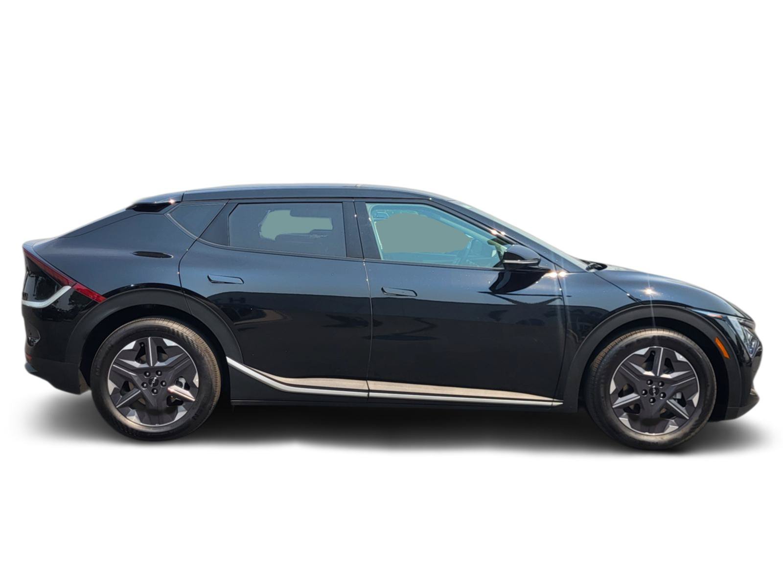 Used 2025 Kia EV6 Light AWD/4WD image 2