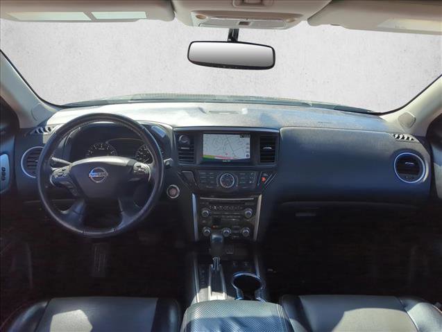 Used 2020 Nissan Pathfinder SL image 17