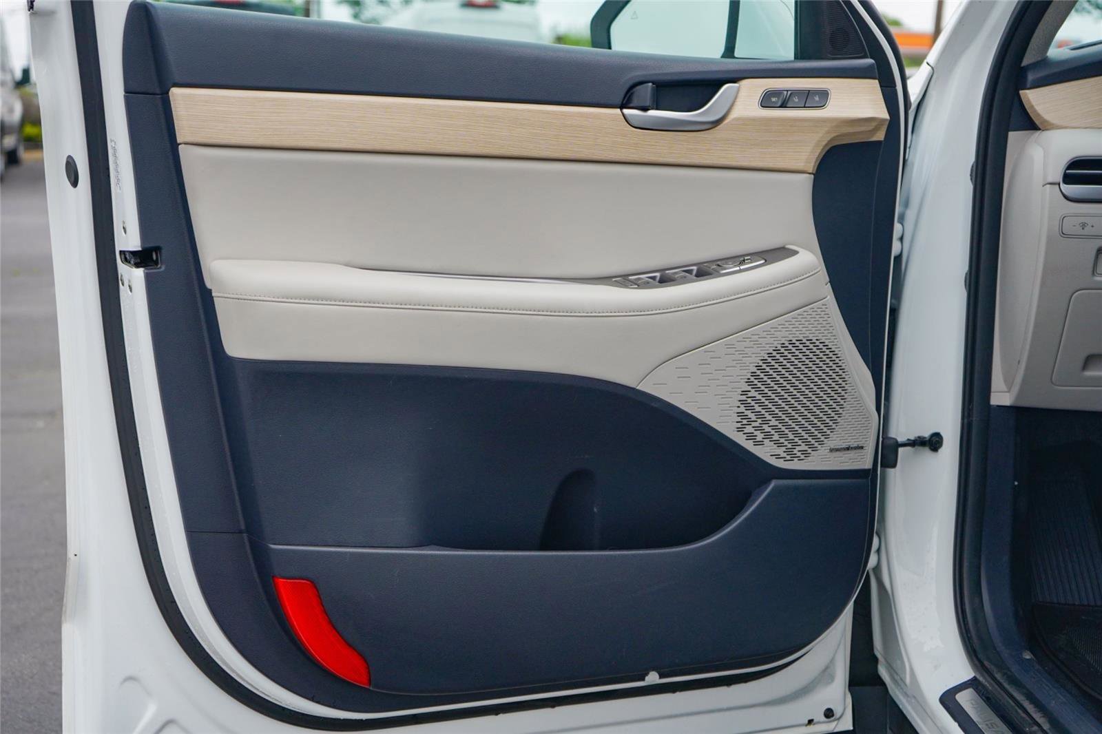 Used 2023 Hyundai Palisade Limited FWD image 23