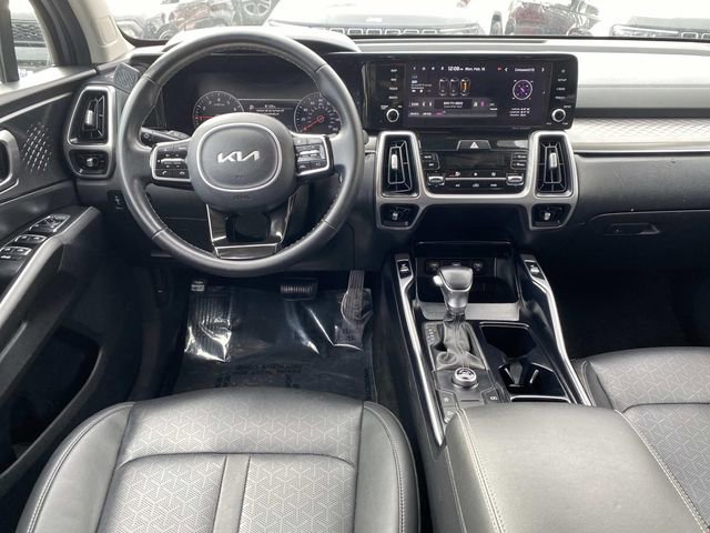 Used 2022 Kia Sorento S image 7