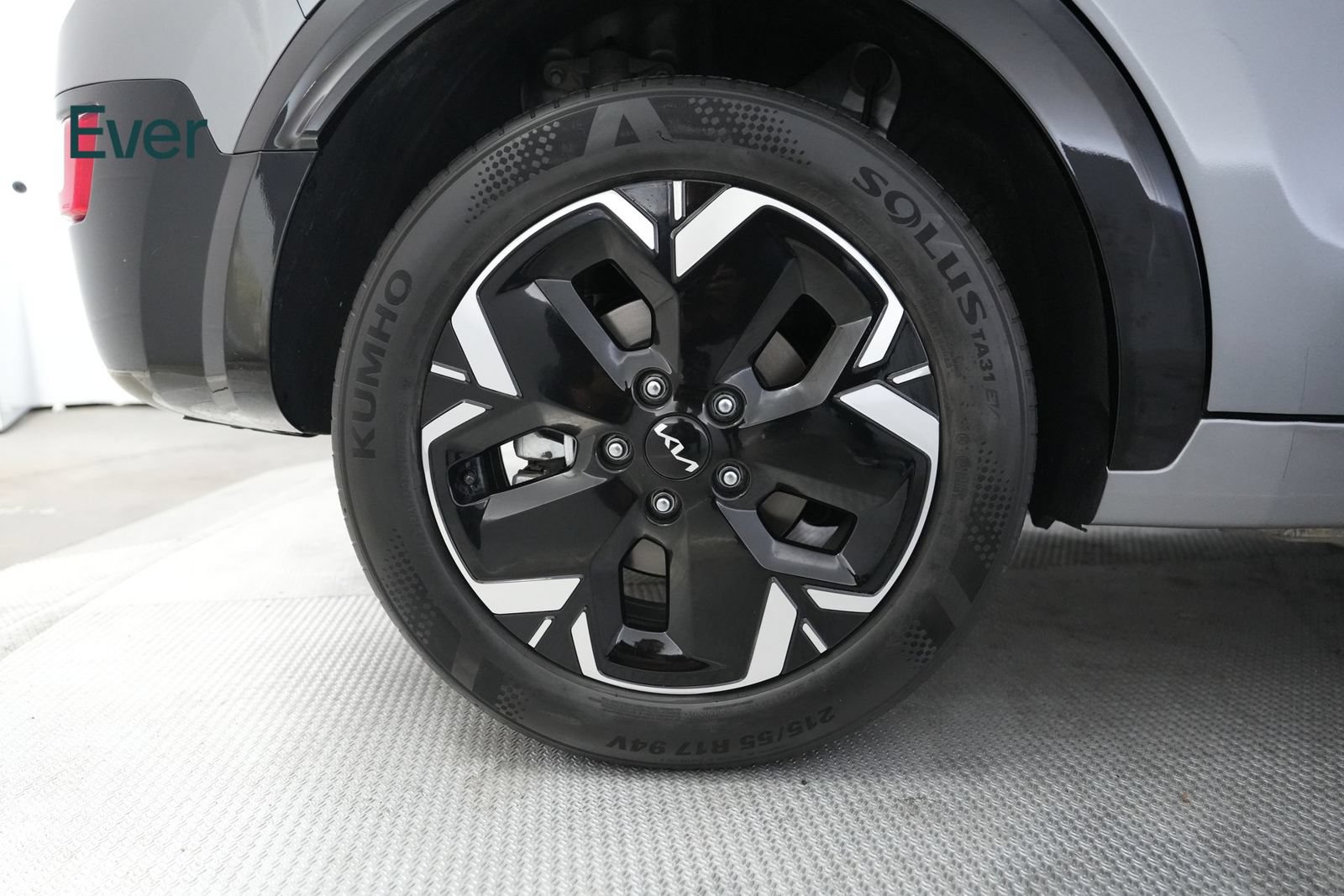 Used 2024 Kia Niro Wind w/ Wind Preserve Package FWD image 22