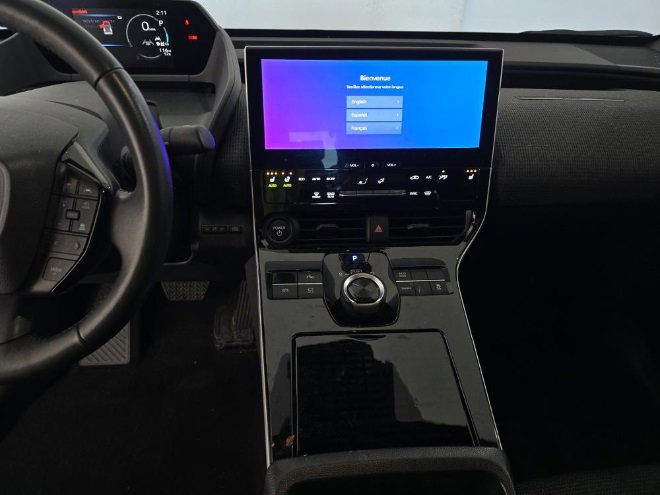 Used 2023 Toyota bZ4X XLE w/ Weather Package image 8