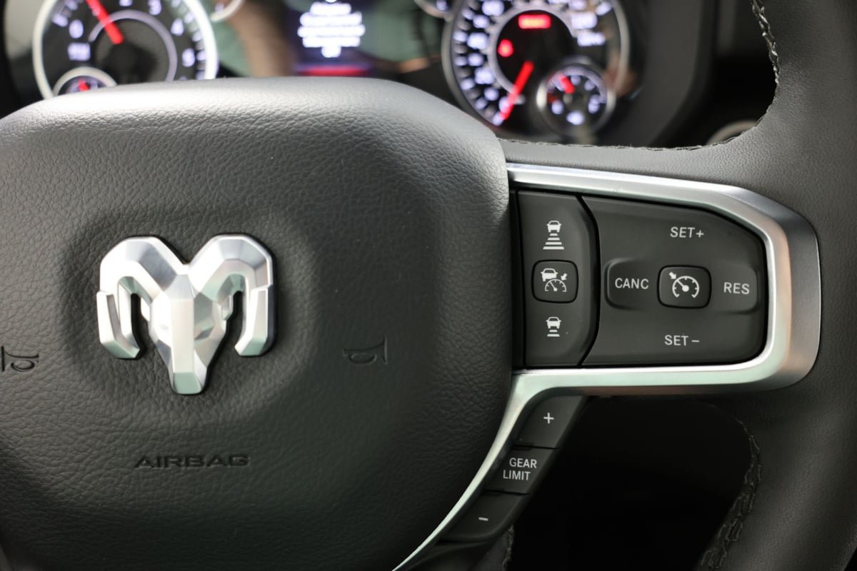 Used 2025 RAM 1500 Big Horn AWD/4WD image 27