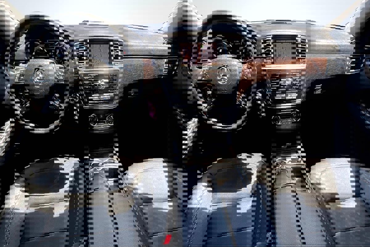 Used 2012 Mercedes-Benz ML 350 4MATIC image 16