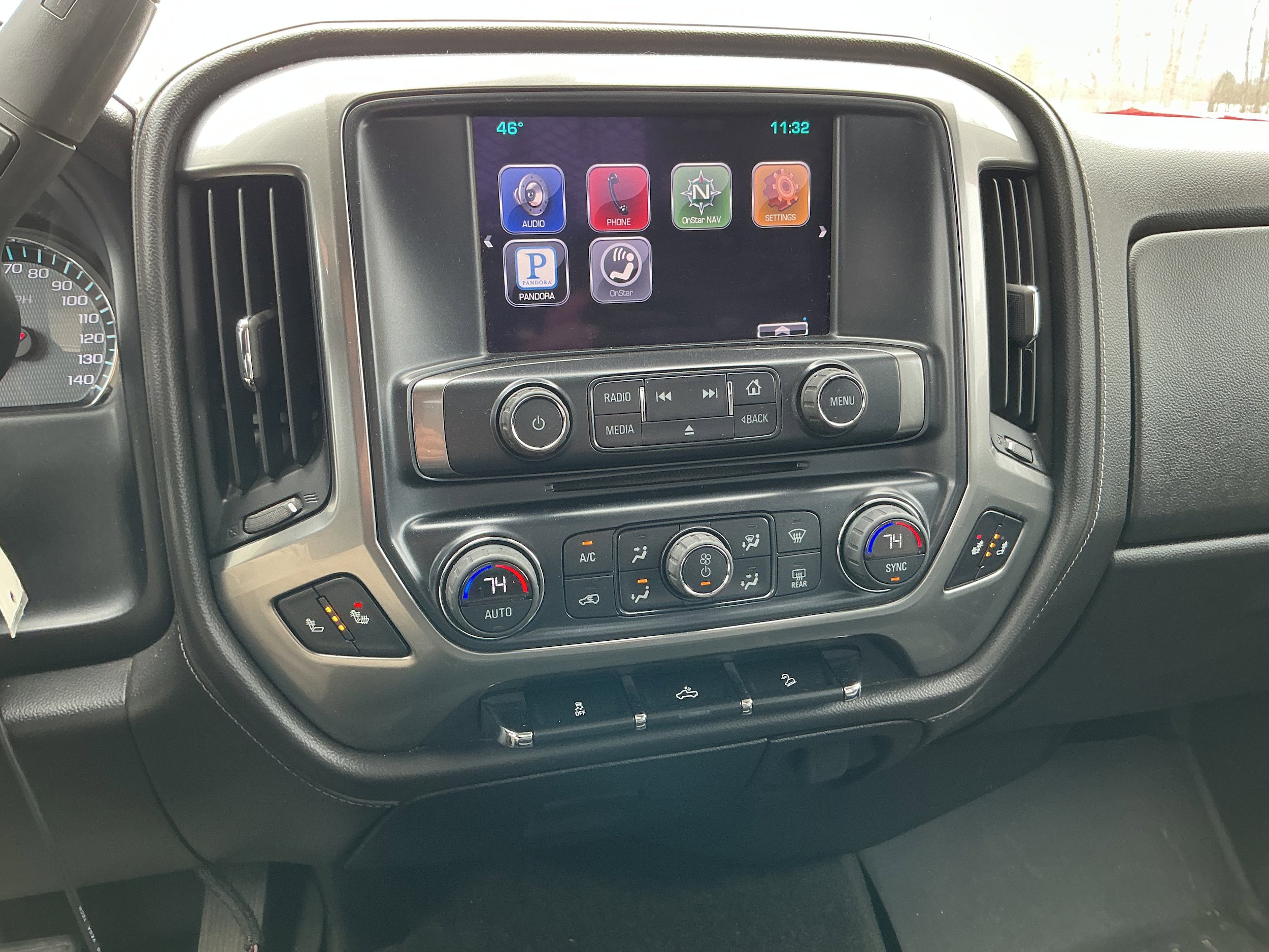 Used 2015 Chevrolet Silverado 2500 LTZ w/ Z71 Package, Off-Road AWD/4WD image 11