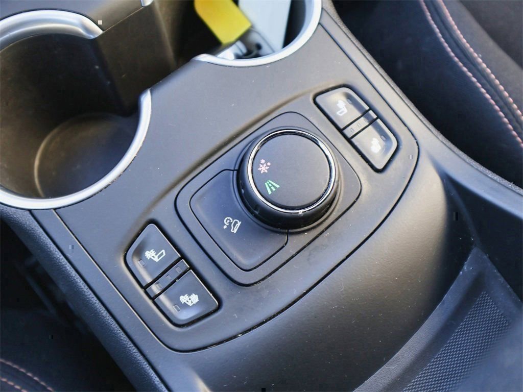 Used 2018 GMC Terrain SLE w/ Driver Convenience Package image 24