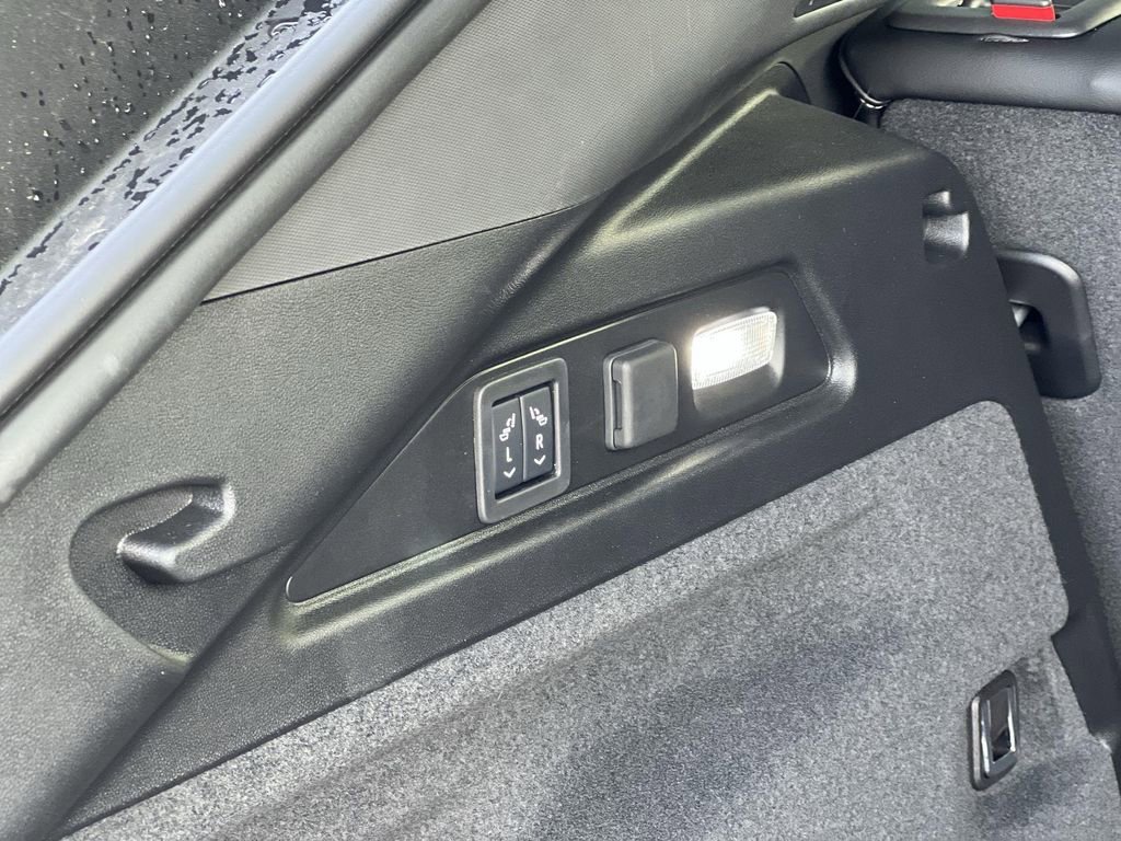 New 2025 Cadillac Lyriq Sport image 33