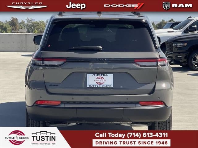 New 2027 Jeep Grand Cherokee Altitude AWD/4WD image 45