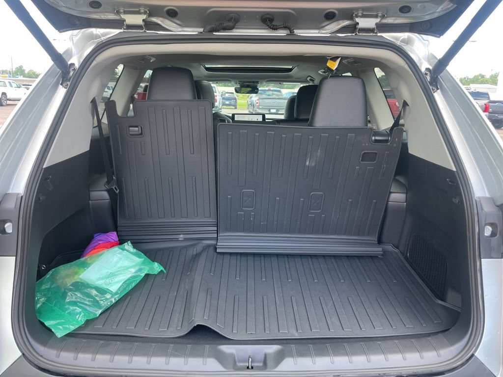 Used 2026 Toyota Grand Highlander AWD image 14