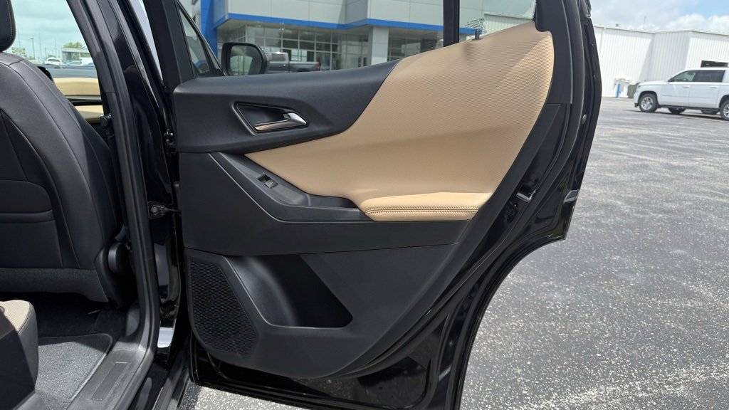 New 2026 Chevrolet Equinox ACTIV w/ Safety and Technology Package image 16