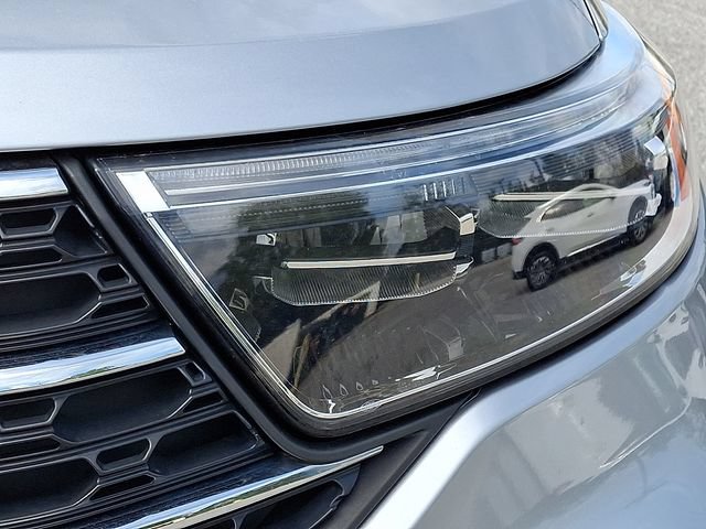 Used 2022 Ford Explorer XLT w/ Equipment Group 202A AWD/4WD image 12